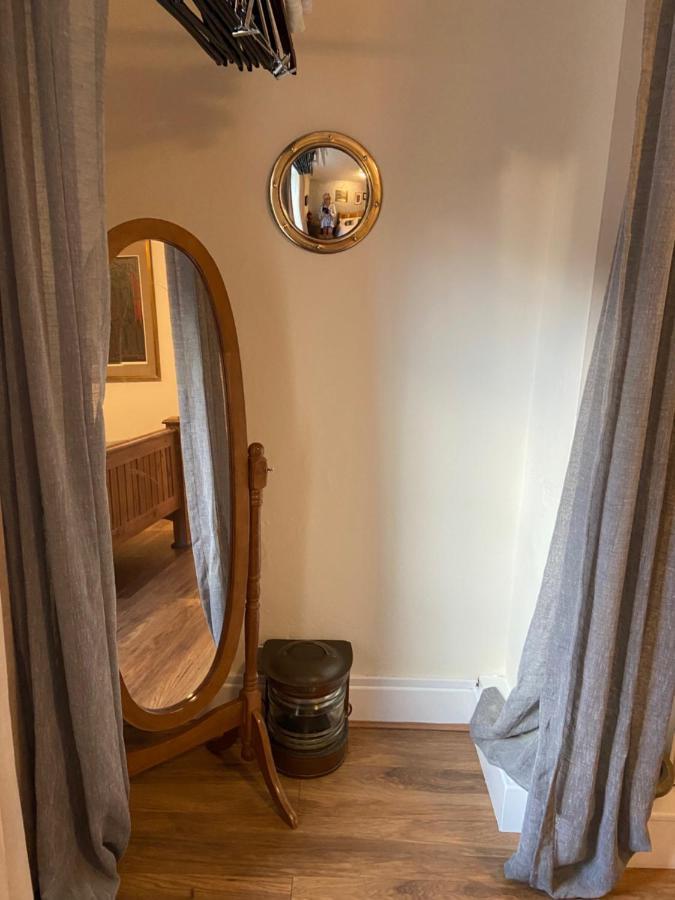 Great Rooms In An Uber Cool Flat! London Bridge Luaran gambar